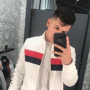 Meet your Posher, Giancarlo